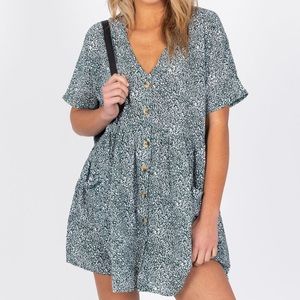 Princess Polly NoName Mini Green Dress size US 6